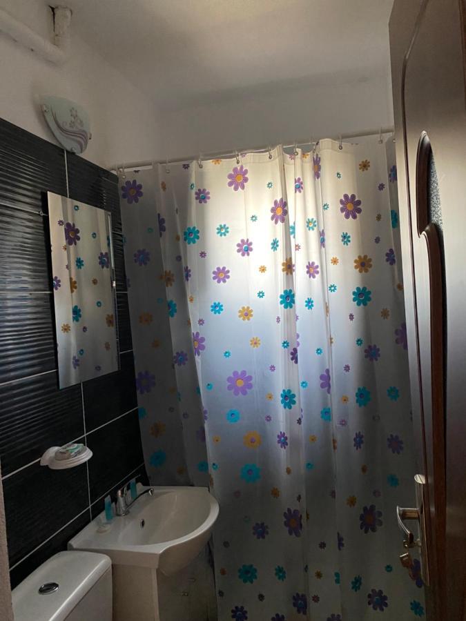 Apartament Ally'S Apartman Orsova Kültér fotó